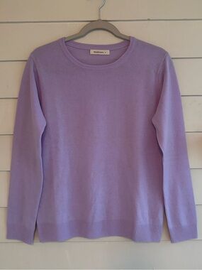 Woolovers Women's Lavender Merino Wool & Cashmere Crewneck Sweater